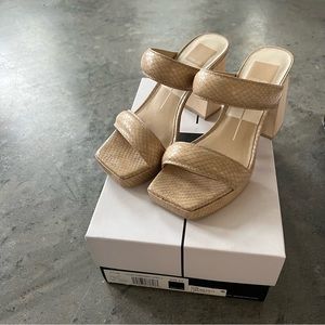 Dolce Vita Atlas Sandal Platform